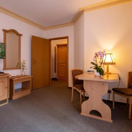 Zur Margarethenmuehle - Landgasthof Und Waldhotel Hotel Rosswein