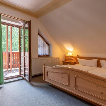 Hotel Land-gut-hotel Waldgasthof Zur Margarethenmühle Rosswein