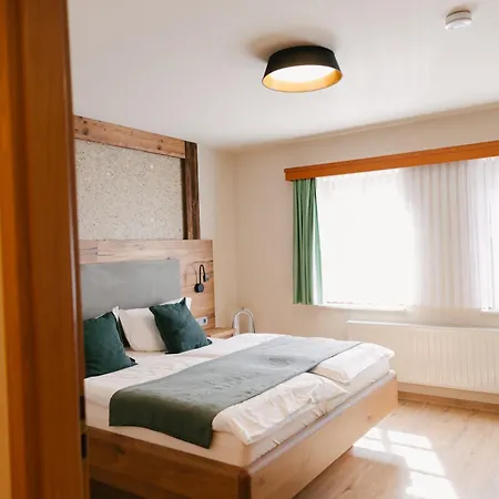 Zur Margarethenmuehle - Landgasthof Und Waldhotel Rosswein