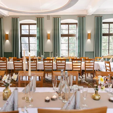 Zur Margarethenmuehle - Landgasthof Und Waldhotel מלון Rosswein