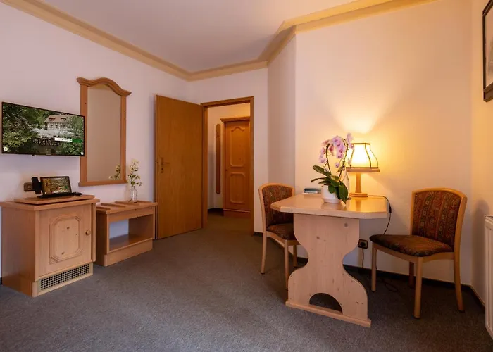 Zur Margarethenmuehle - Landgasthof Und Waldhotel Hotel Rosswein